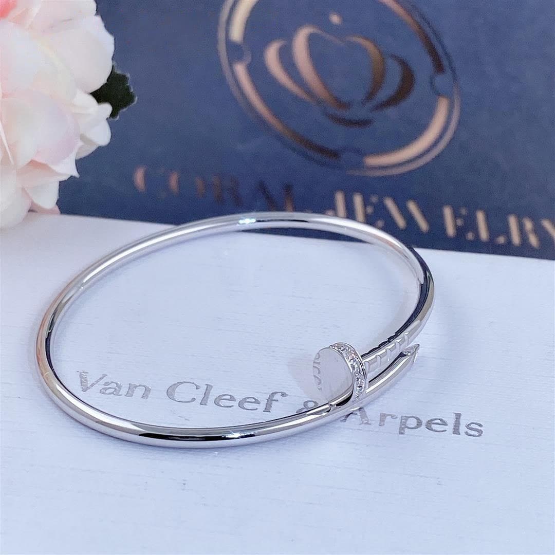 Браслет Cartier, маленькая модель, белое золото, 0,27ct 2