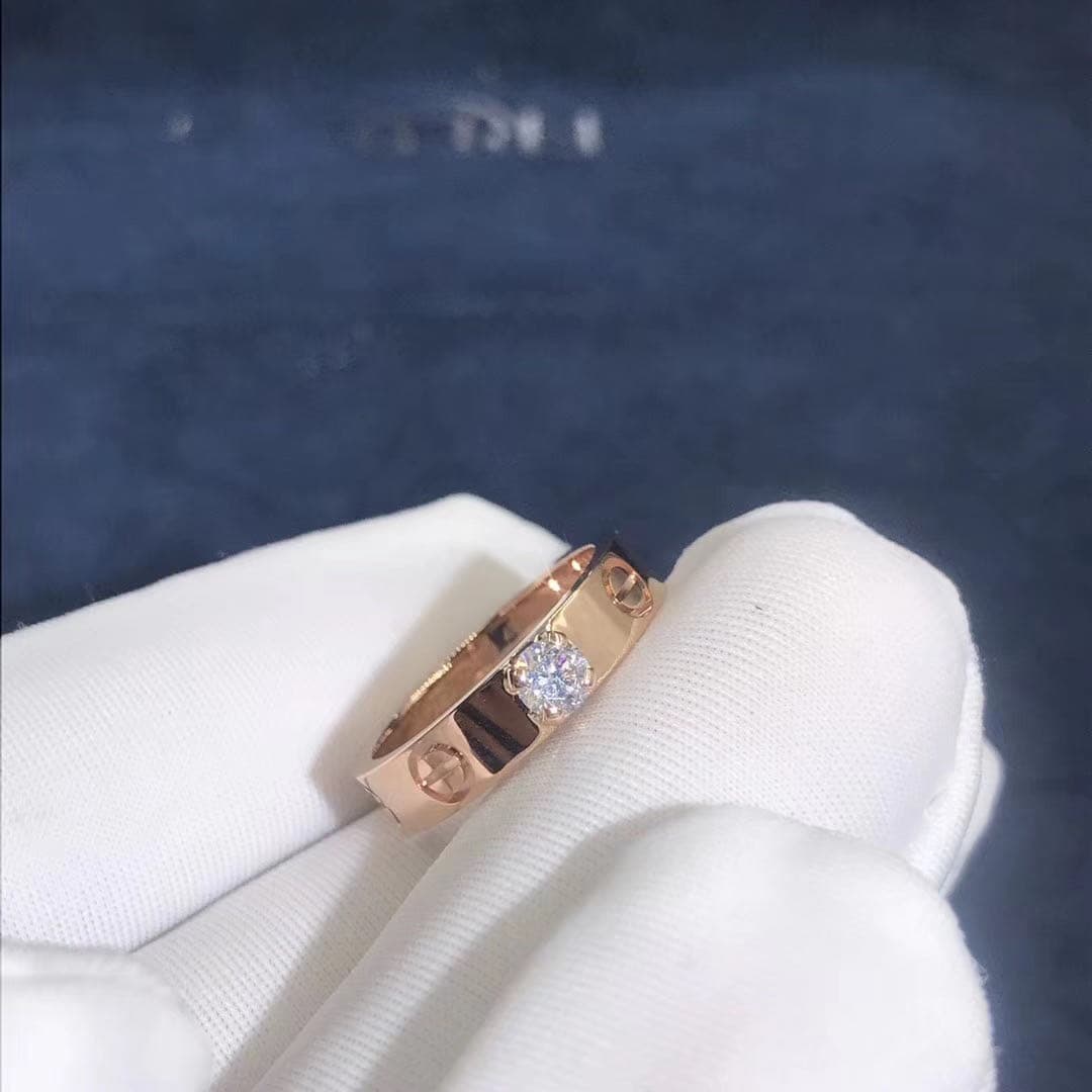 Кольцо для помолвки Cartier Love 1 бриллиант, розовое золото 4