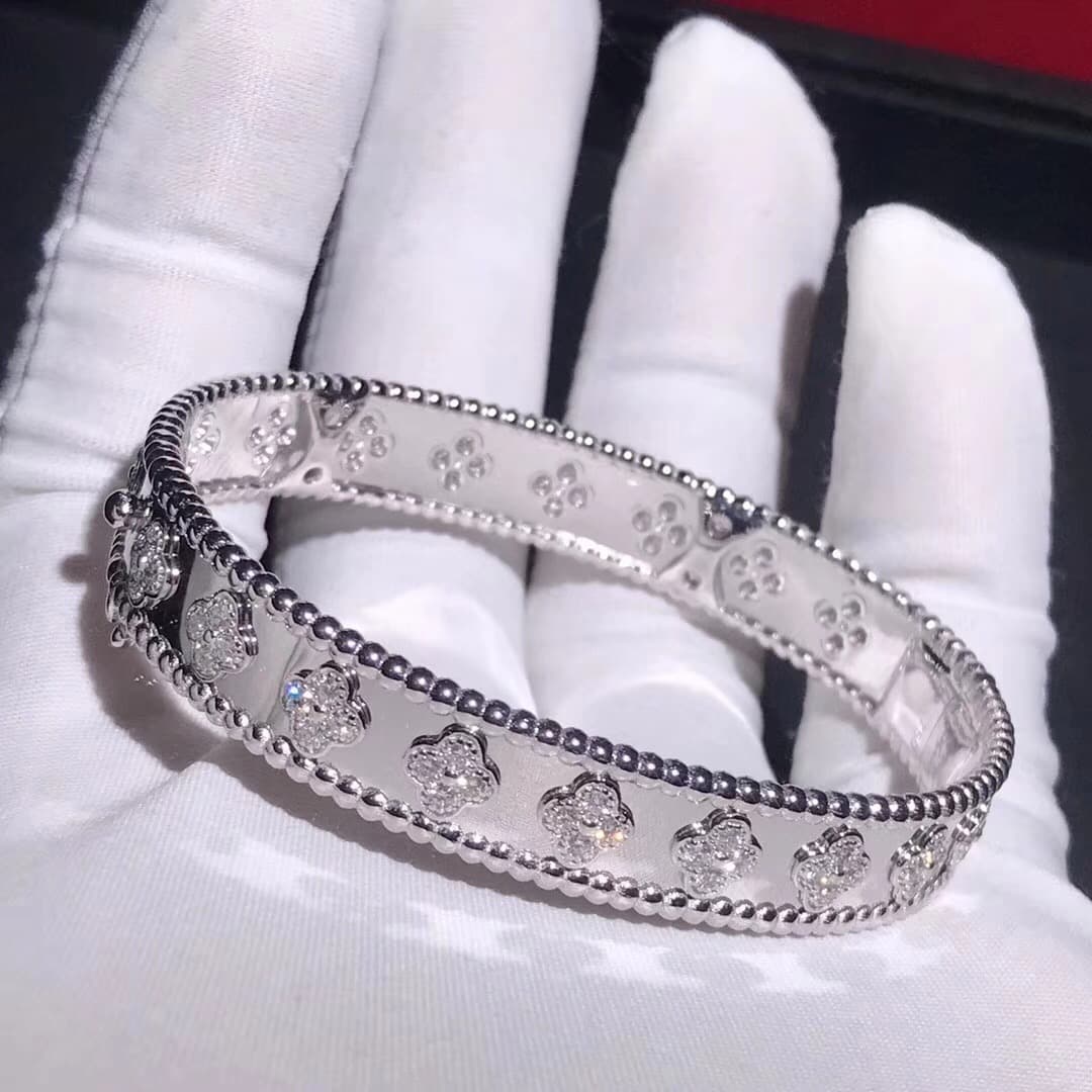 Браслет Van Cleef & Arpels Perlée Clover Diamond бриллианты, белое золото 3