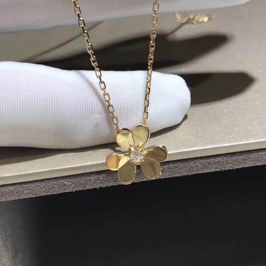 Подвеска Van Cleef & Arpels Frivole бриллиант, желтое золото 2