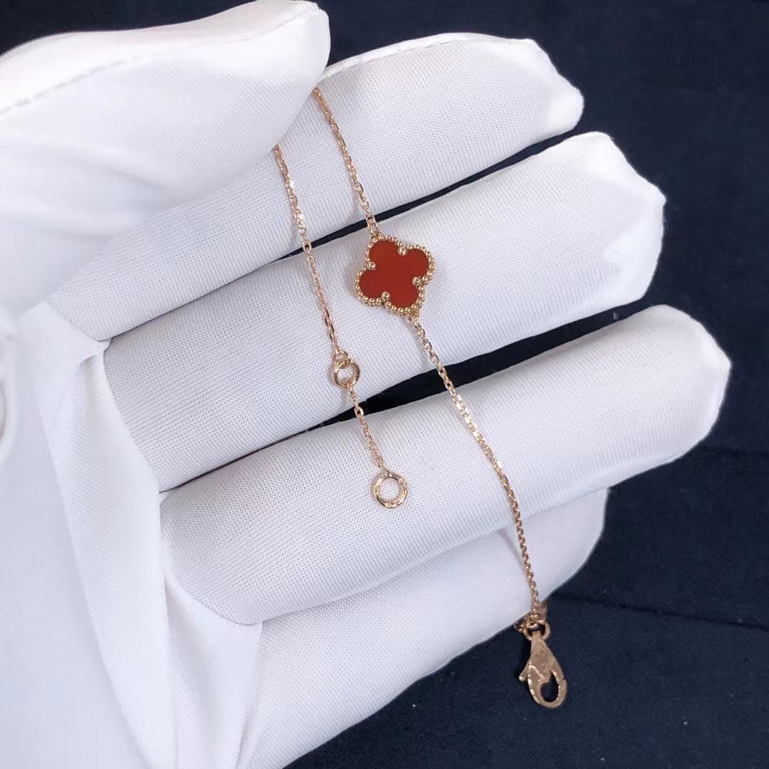 Браслет Van Cleef & Arpels Sweet Alhambra сердолик, желтое золото 4
