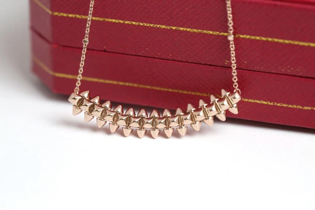 Колье Clash de Cartier, модель среднего размера