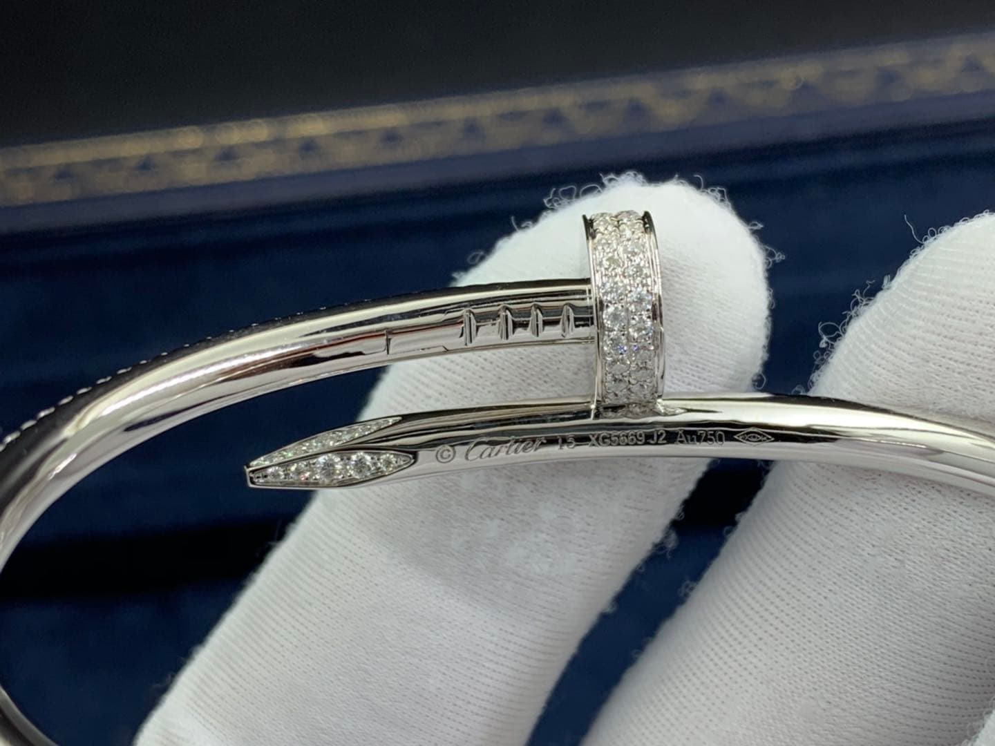 Браслет Cartier Juste un Clou классическая модель белое золото, бриллианты 13