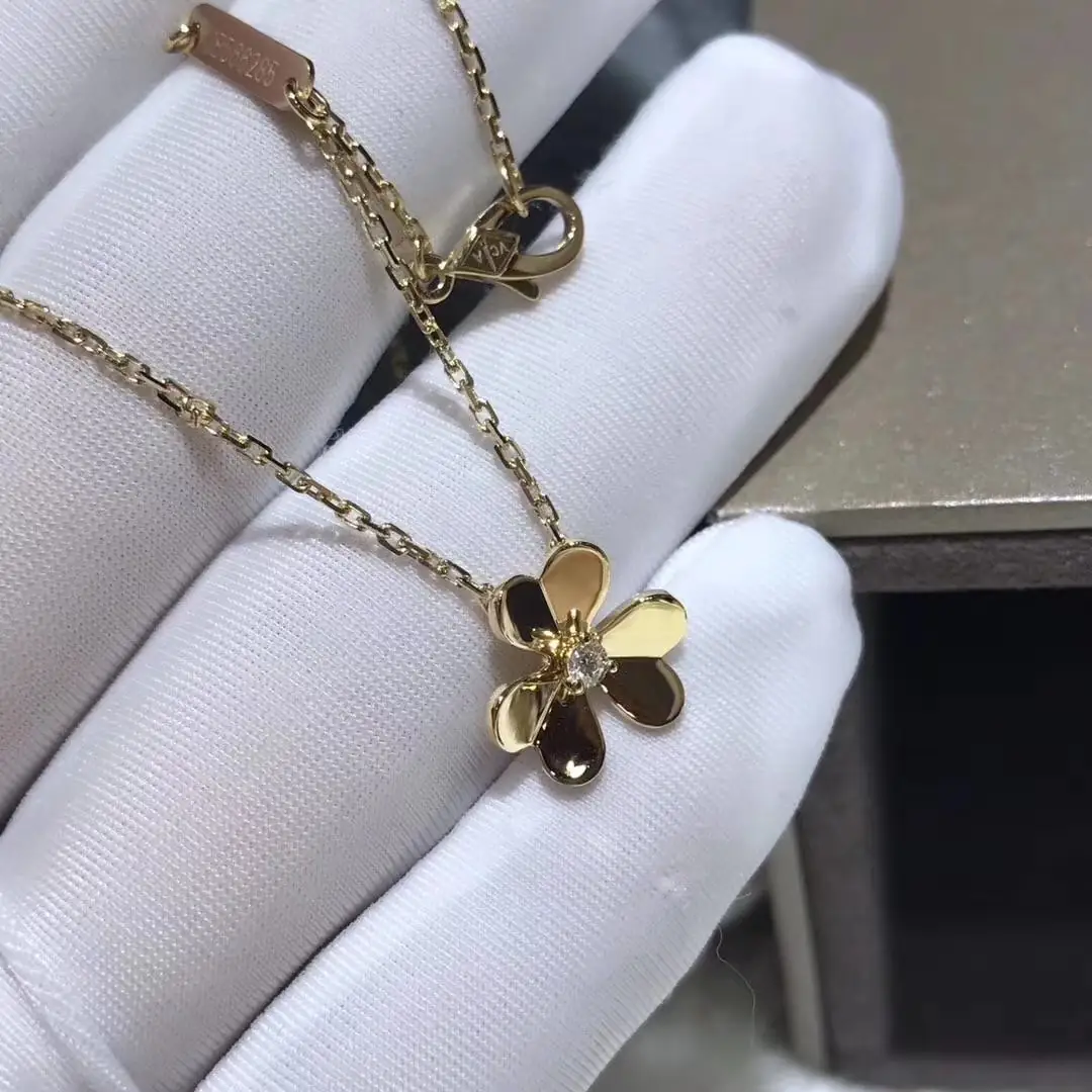 Подвеска Van Cleef &amp; Arpels Frivole /бриллиант, желтое золото/ 3
