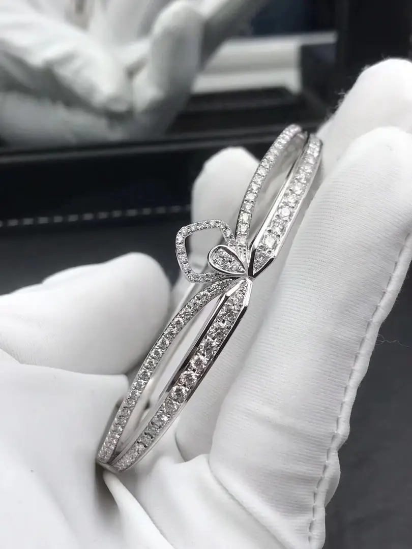 Браслет Chaumet Josephine Eclat /белое золото, бриллианты/ 5