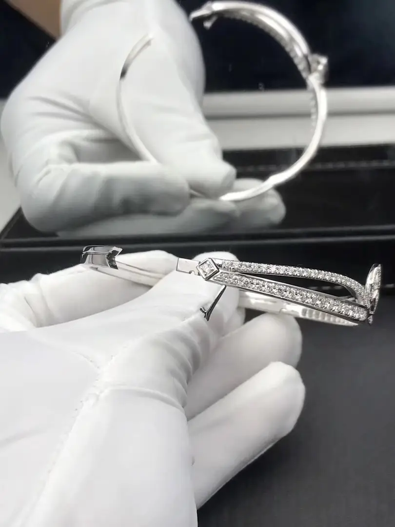 Браслет Chaumet Josephine Eclat /белое золото, бриллианты/ 6