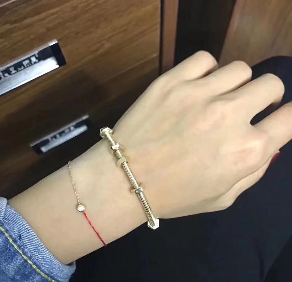 Браслет Ecrou de Cartier /желтое золото/