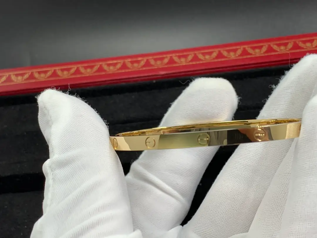 Браслет Cartier Love маленькая модель /желтое золото/