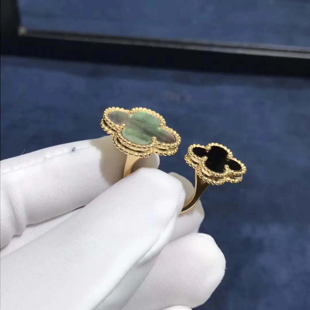 Кольцо Van Cleef и Arpels Alhambra /желтое золото, черный оникс, перламутр/ 6