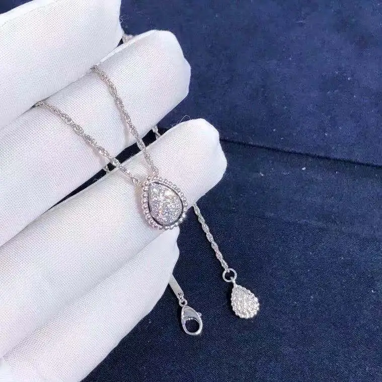 Подвеска Boucheron Serpent Bohème мотив маленького размера /белое золото, бриллианты/