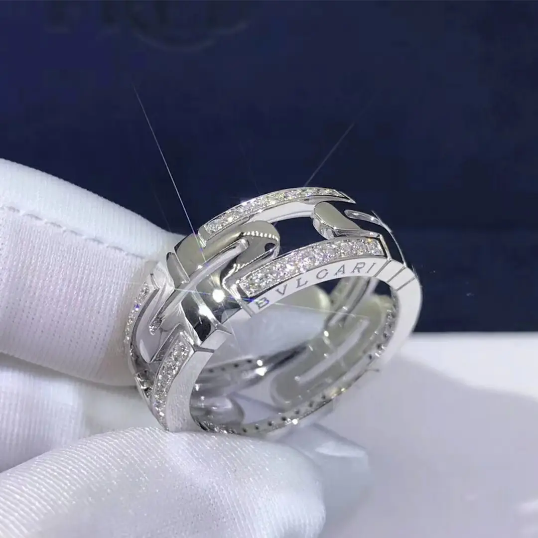 Кольцо Bulgari Parentesi /бриллианты, белое золото/