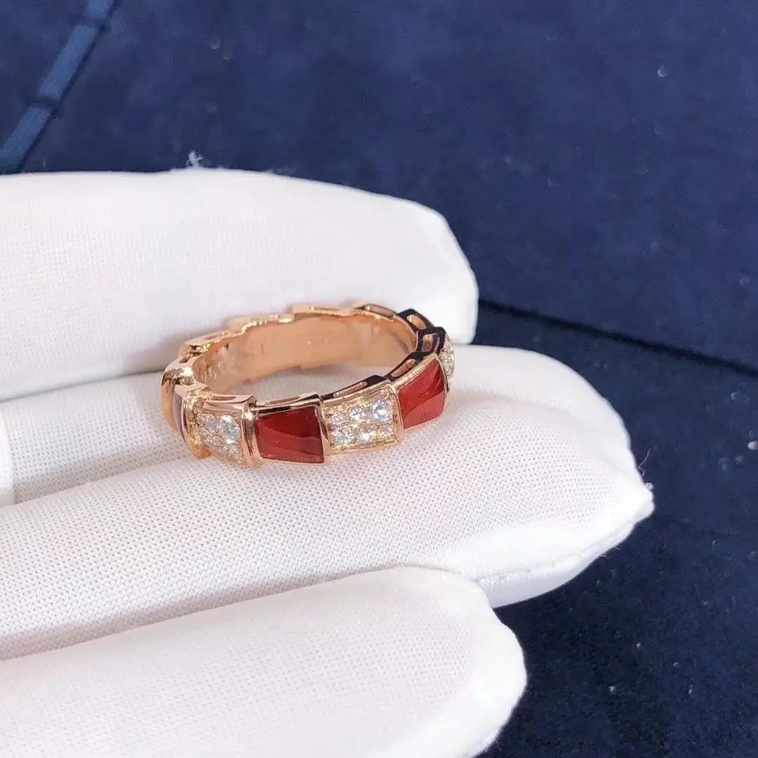 Кольцо Bulgari Serpenti Viper /розовое золото, сердолик, бриллианты/