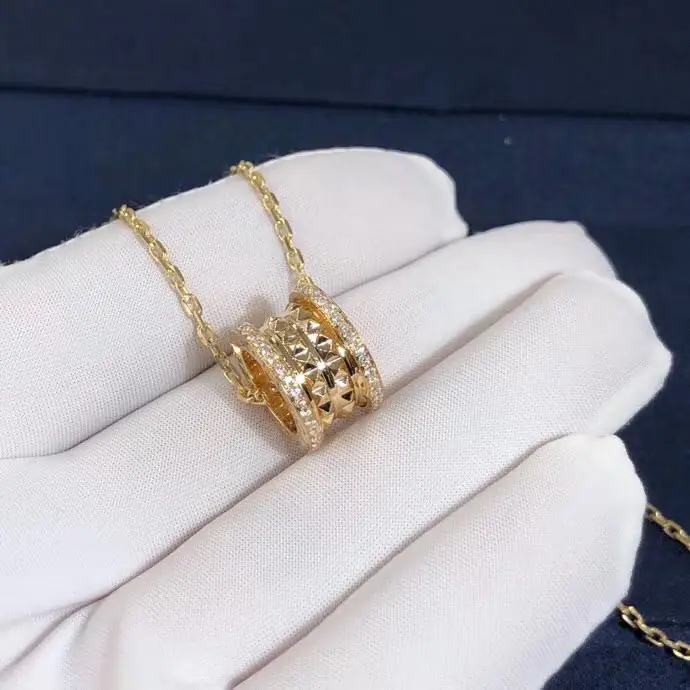 Подвеска Bulgari B.Zero1 Rock с бриллиантовым паве /желтое золото/ 5
