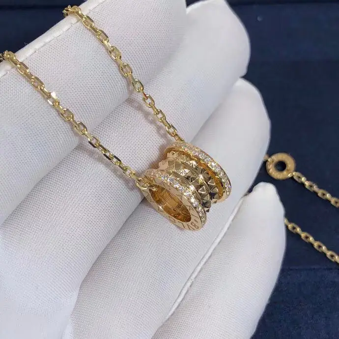 Подвеска Bulgari B.Zero1 Rock с бриллиантовым паве /желтое золото/ 6