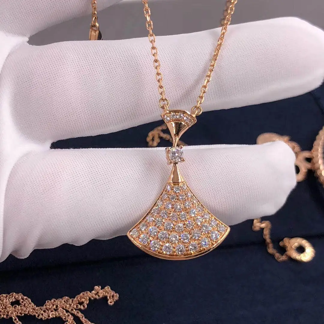 Колье Bulgari DIVAS’ DREAM /бриллианты, желтое золото/