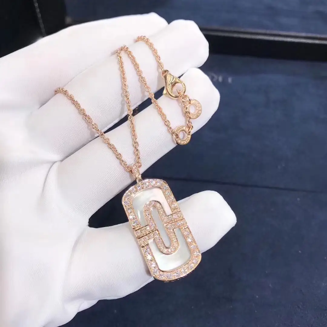 Подвеска Bulgari Parentesi /бриллианты, перламутр, розовое золото/