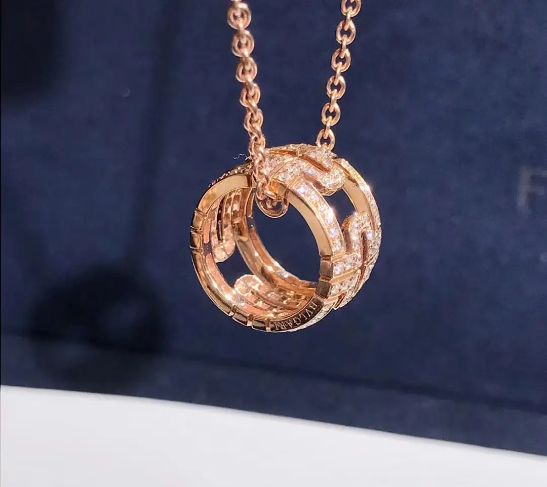 Подвеска Bulgari Parentesi /бриллианты, розовое золото/ 3