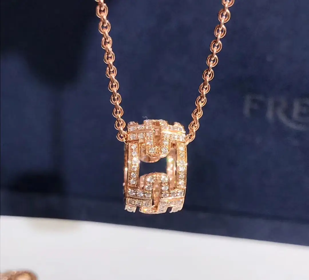 Подвеска Bulgari Parentesi /бриллианты, розовое золото/ 4