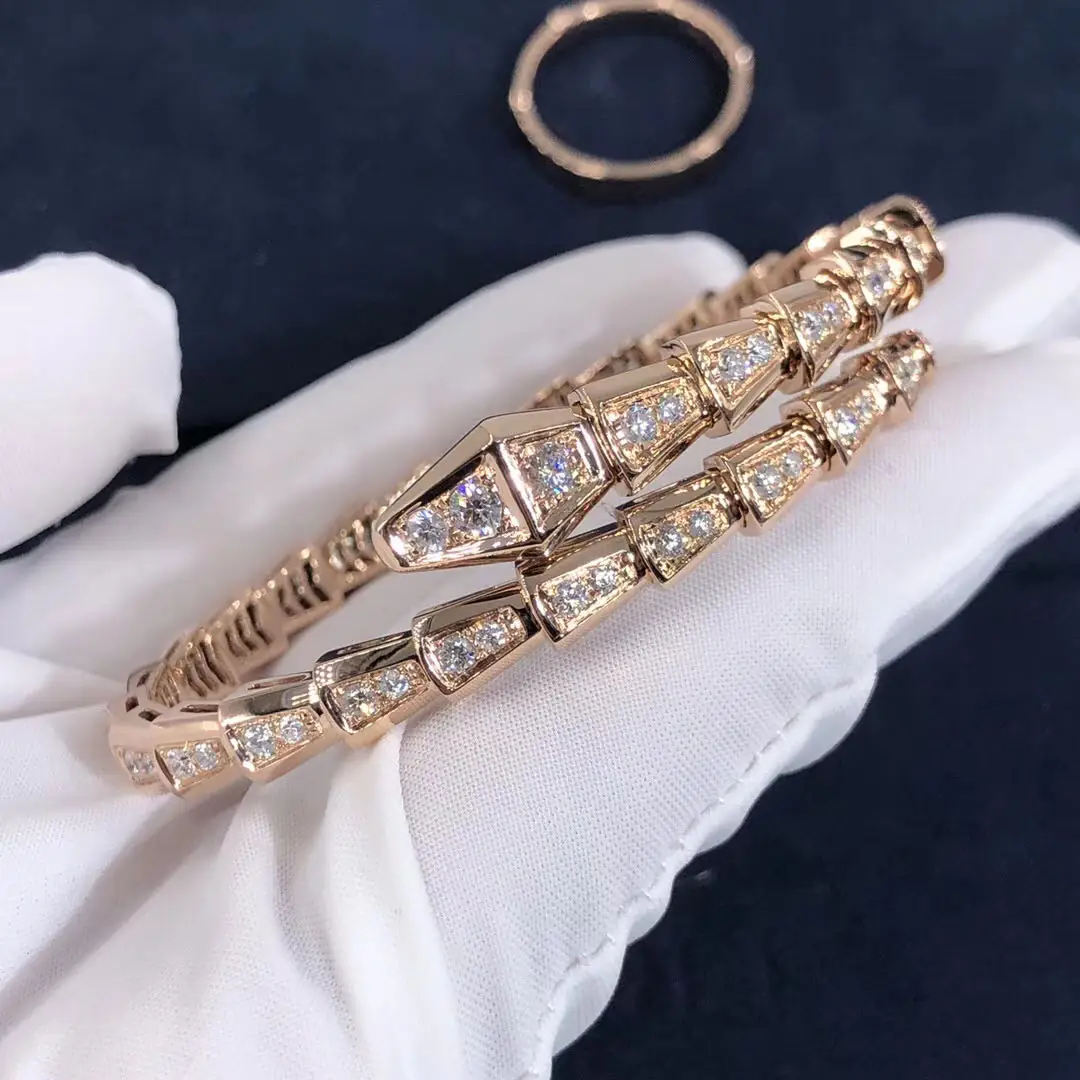 Браслет Bulgari Serpenti с бриллиантовым паве /розовое золото/