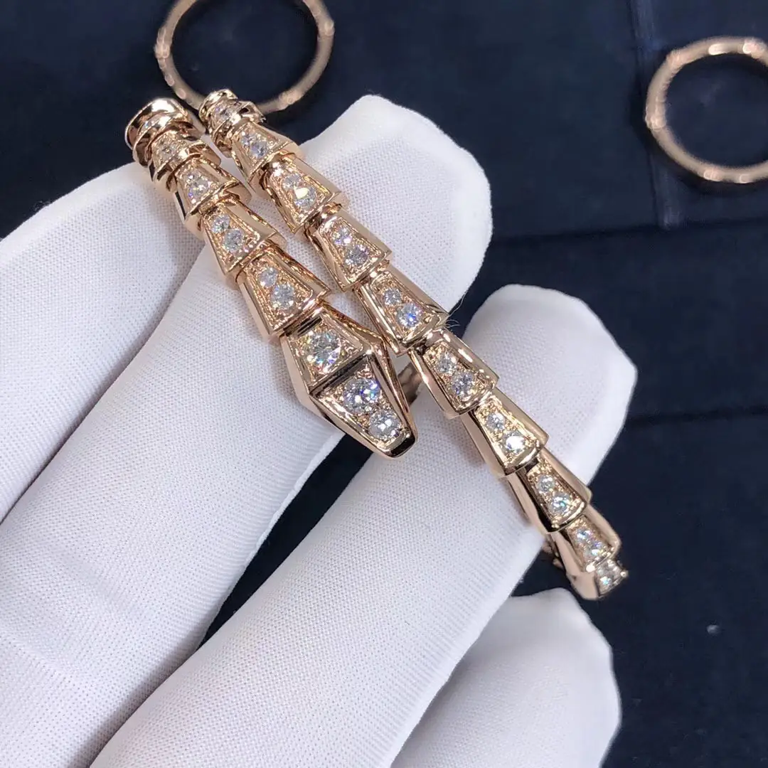 Браслет Bulgari Serpenti с бриллиантовым паве /розовое золото/