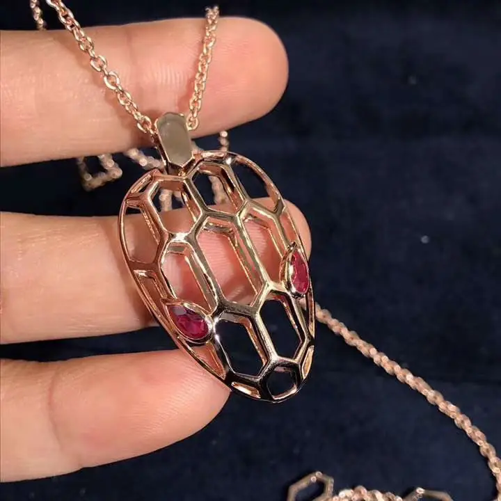 Подвеска Bulgari Serpenti Seduttori /розовое золото, рубин/