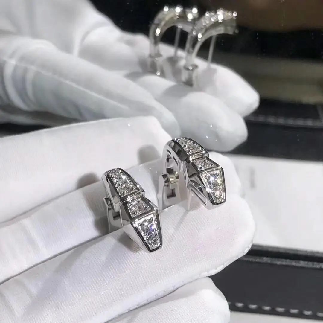 Серьги Bulgari Serpenti /бриллианты, белое золото/