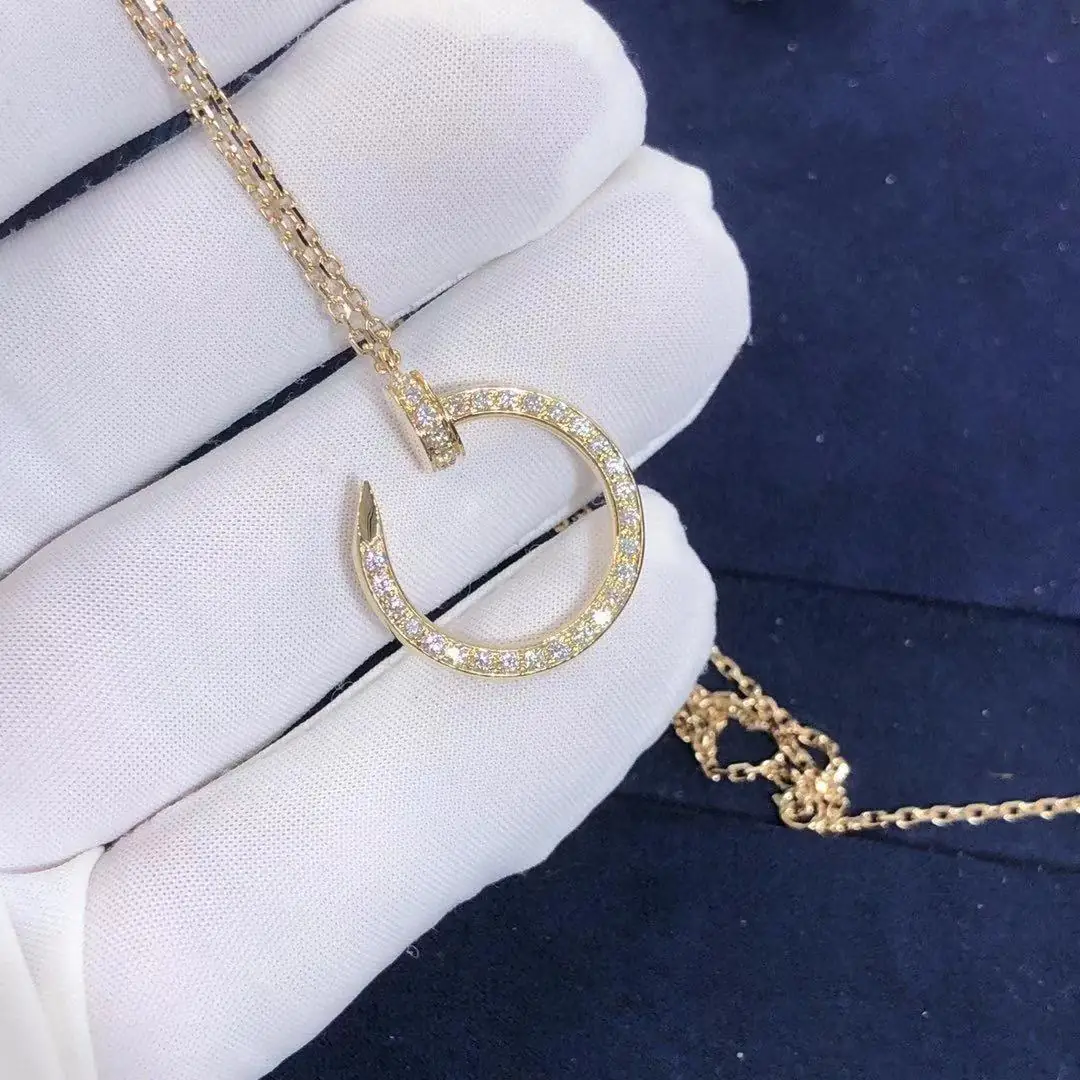 Подвеска Cartier Juste un Clou /желтое золото, бриллианты/