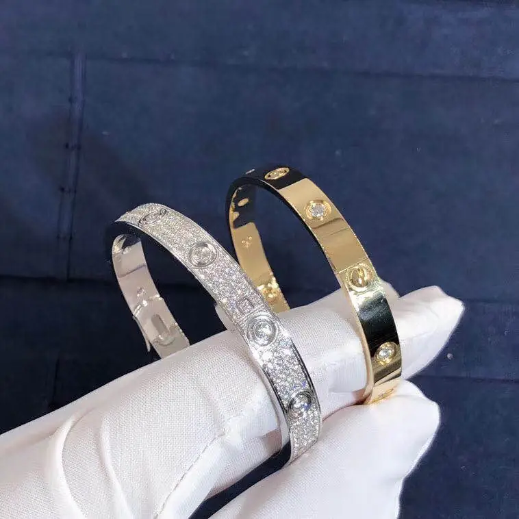 Браслет Cartier Love /10 бриллиантов, желтое золото/ 9