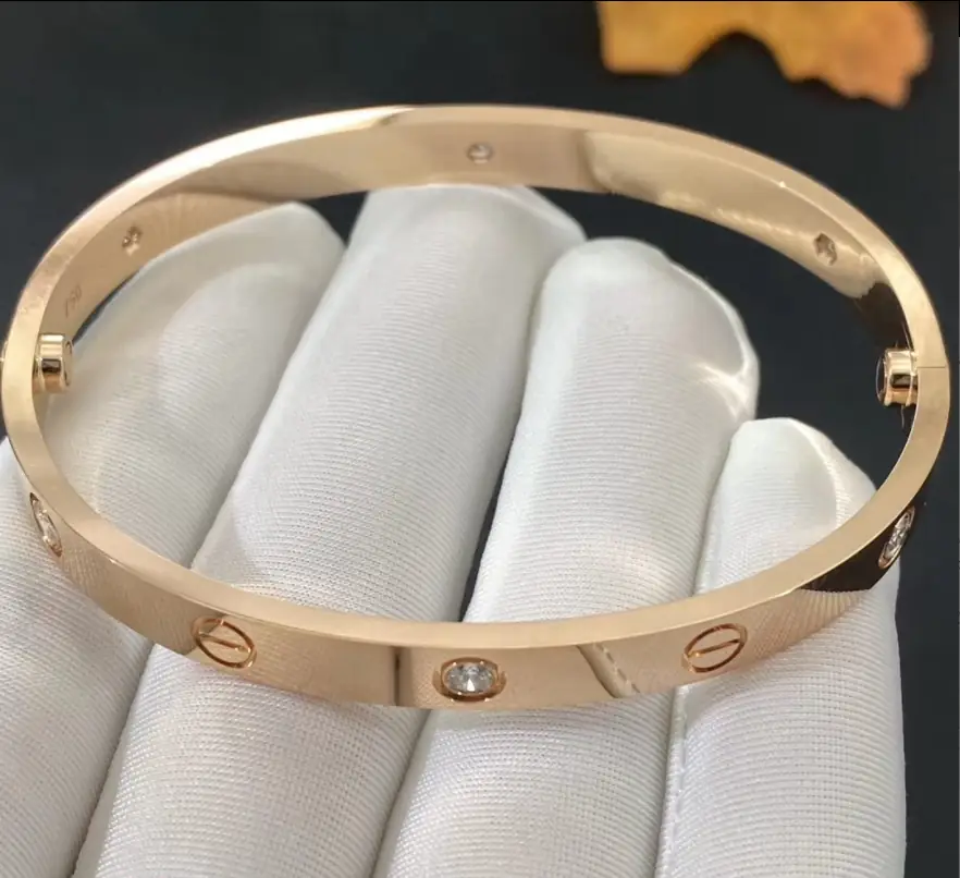 Браслет Cartier Love /6 бриллиантов, желтое золото/ 5
