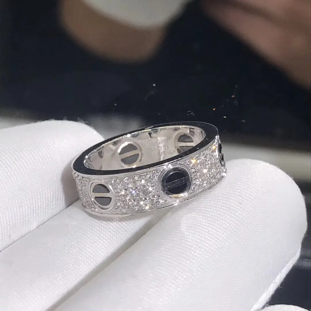 Кольцо Cartier Love /белое золото, бриллианты/ 7