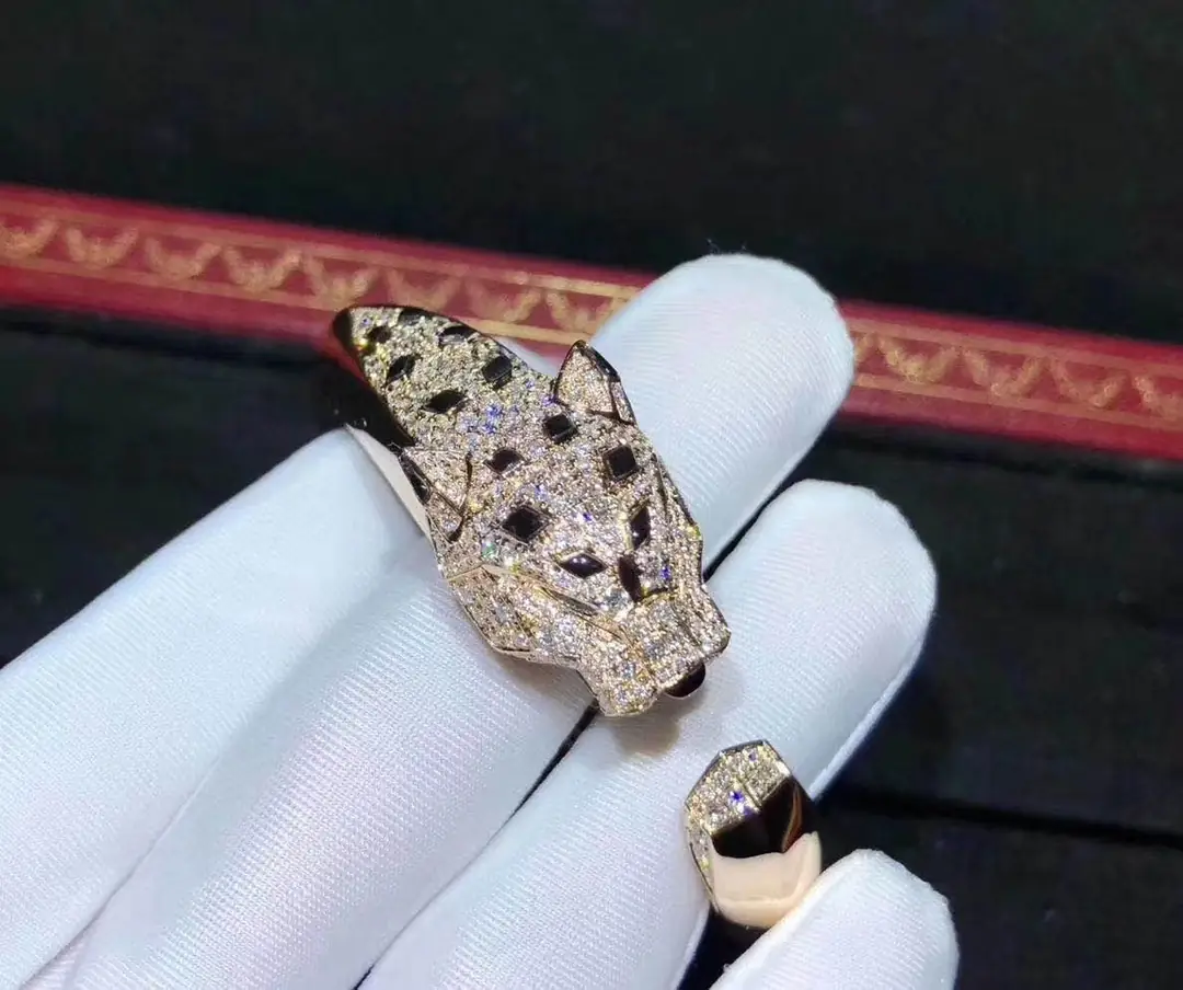 Браслет Classic Panthere De Cartier /бриллианты, драгоценные камни, розовое золото/