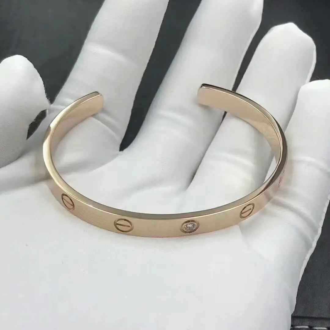 Браслет Cartier Love с открытой манжетой /1 бриллиант, розовое золото/ 2