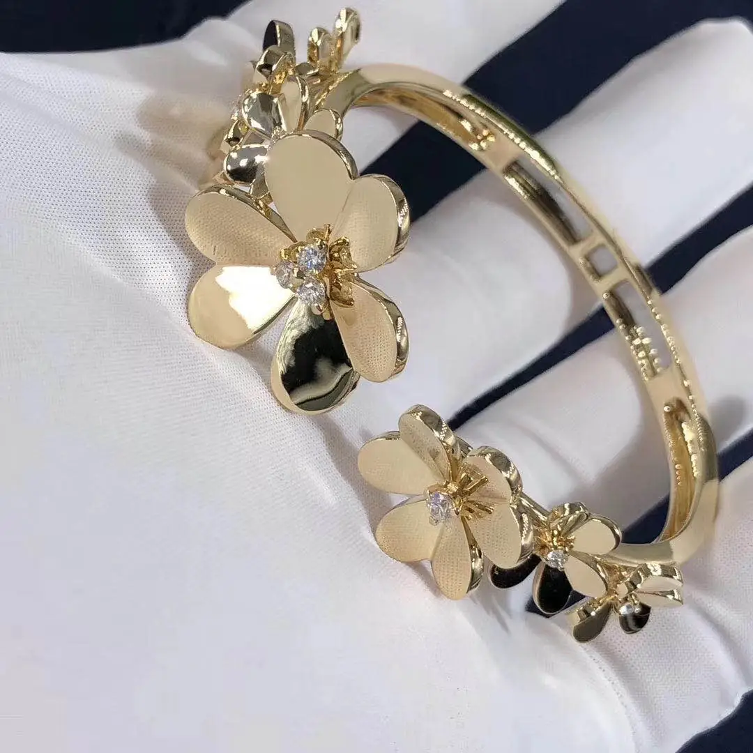 Браслет Van Cleef &amp; Arpels Frivole 7 цветков /бриллианты, желтое золото/