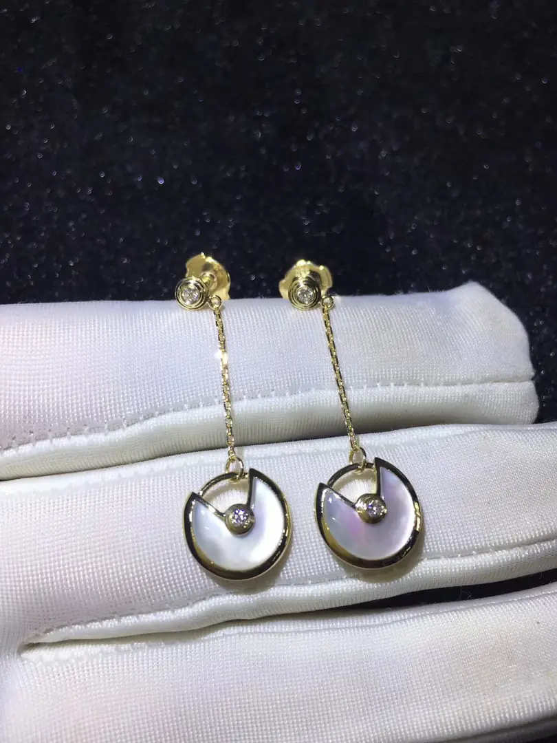 Серьги Amulette de Cartier /желтое золото, бриллианты/
