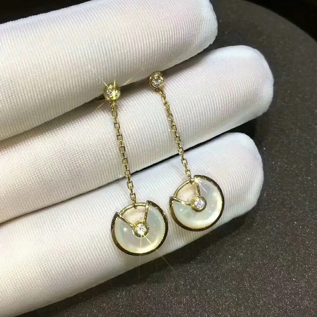 Серьги Amulette de Cartier /желтое золото, бриллианты/ 4
