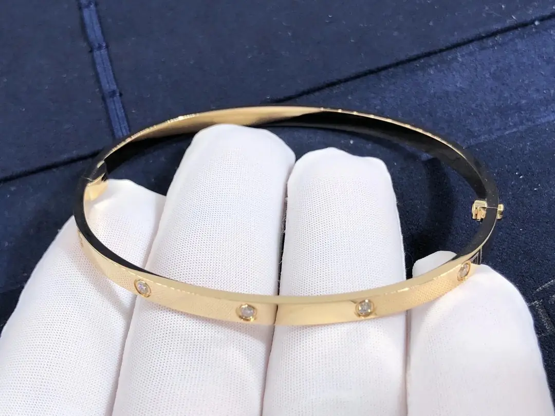 Браслет Cartier Love маленькая модель /10 бриллиантов, желтое золото/ 6