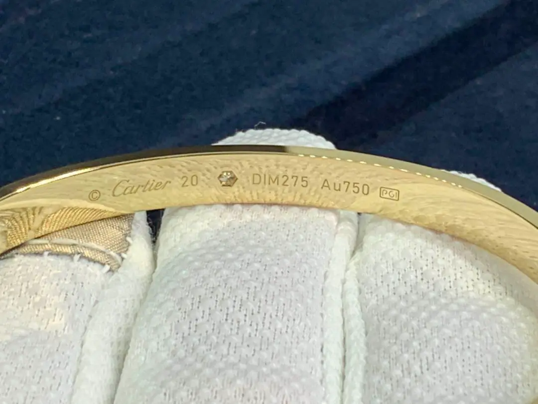 Браслет Cartier Love с открытой манжетой /1 бриллиант, желтое золото/ 4