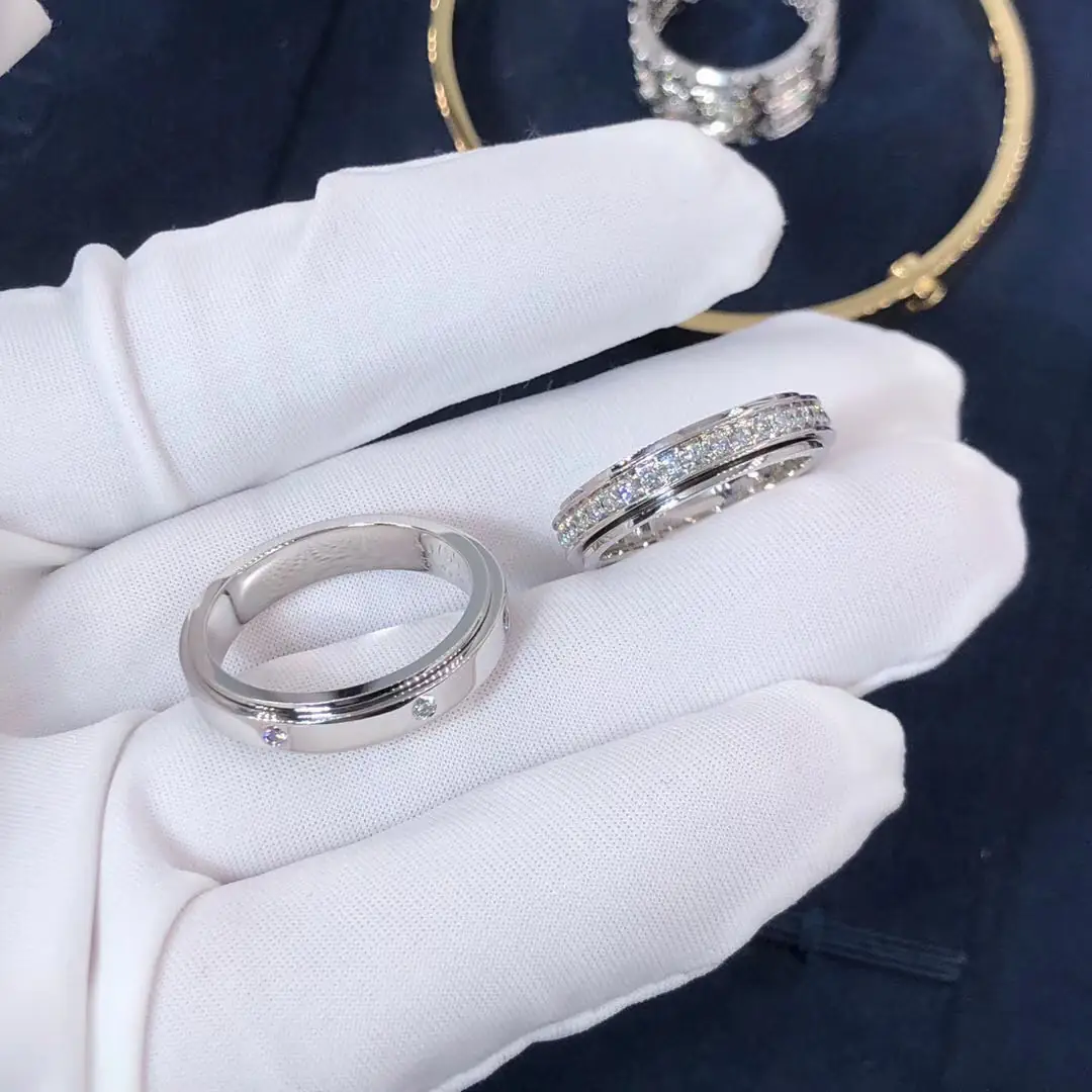 Набор обручальных колец Piaget Possession /бриллианты, белое золото/