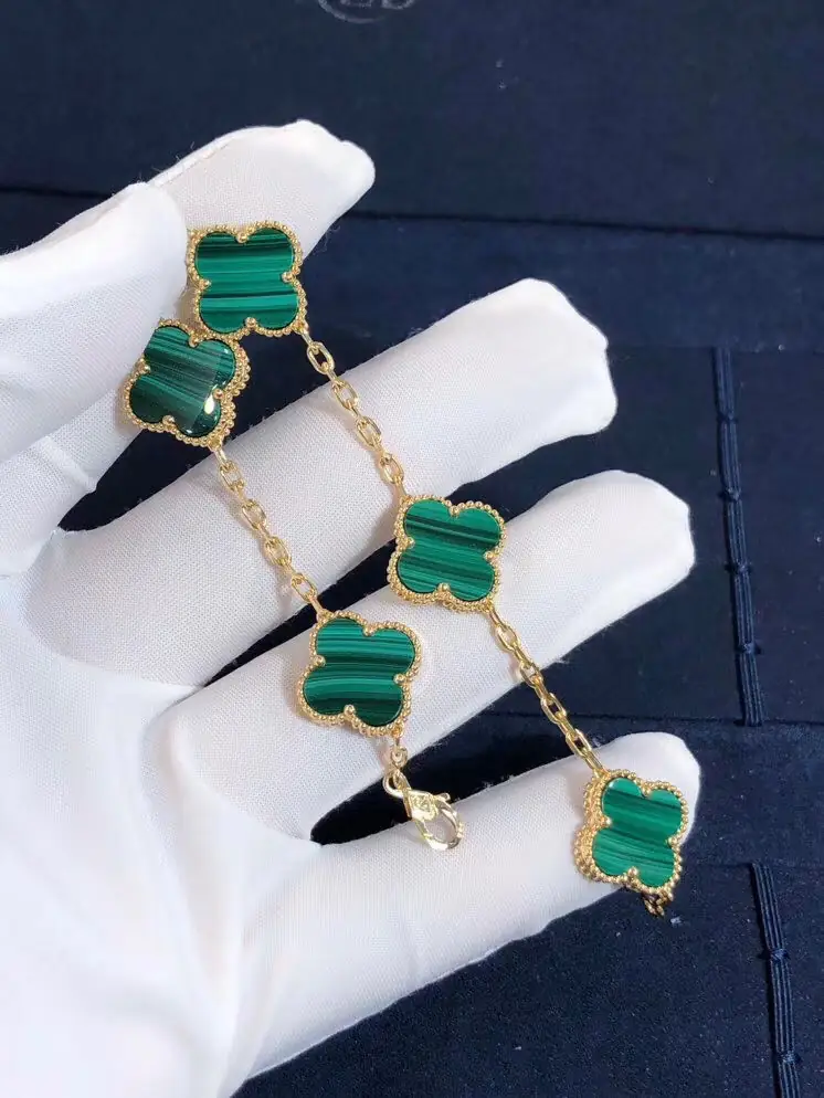 Браслет Van Cleef &amp; Arpels Alhambra 5 мотивов /желтое золото, малахит/