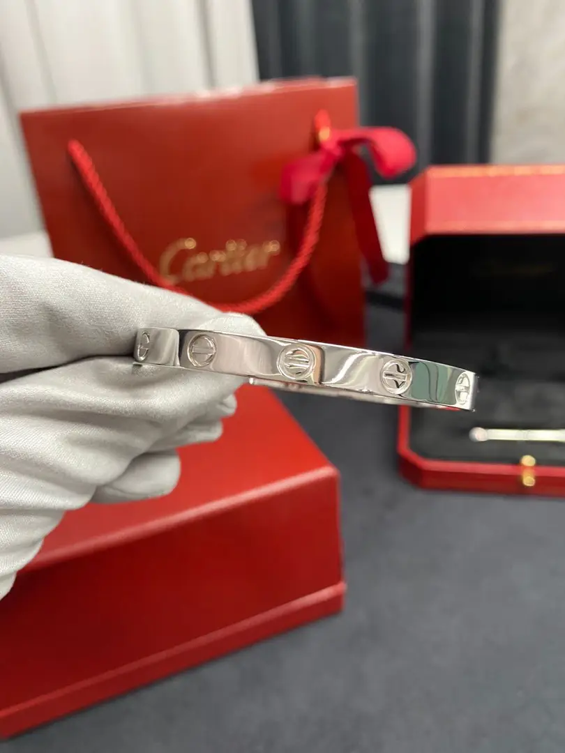 Браслет Cartier Love белое золото, без бриллиантов