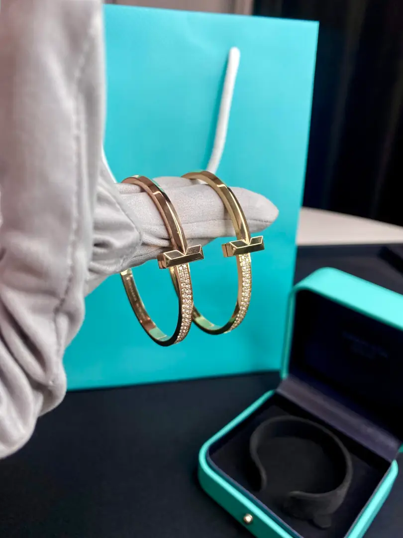 Браслет Tiffany T розовое золото, бриллианты 8