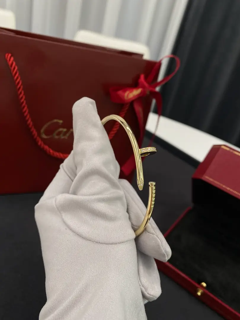 Браслет Cartier Juste Un Clou желтое золото, бриллианты 6