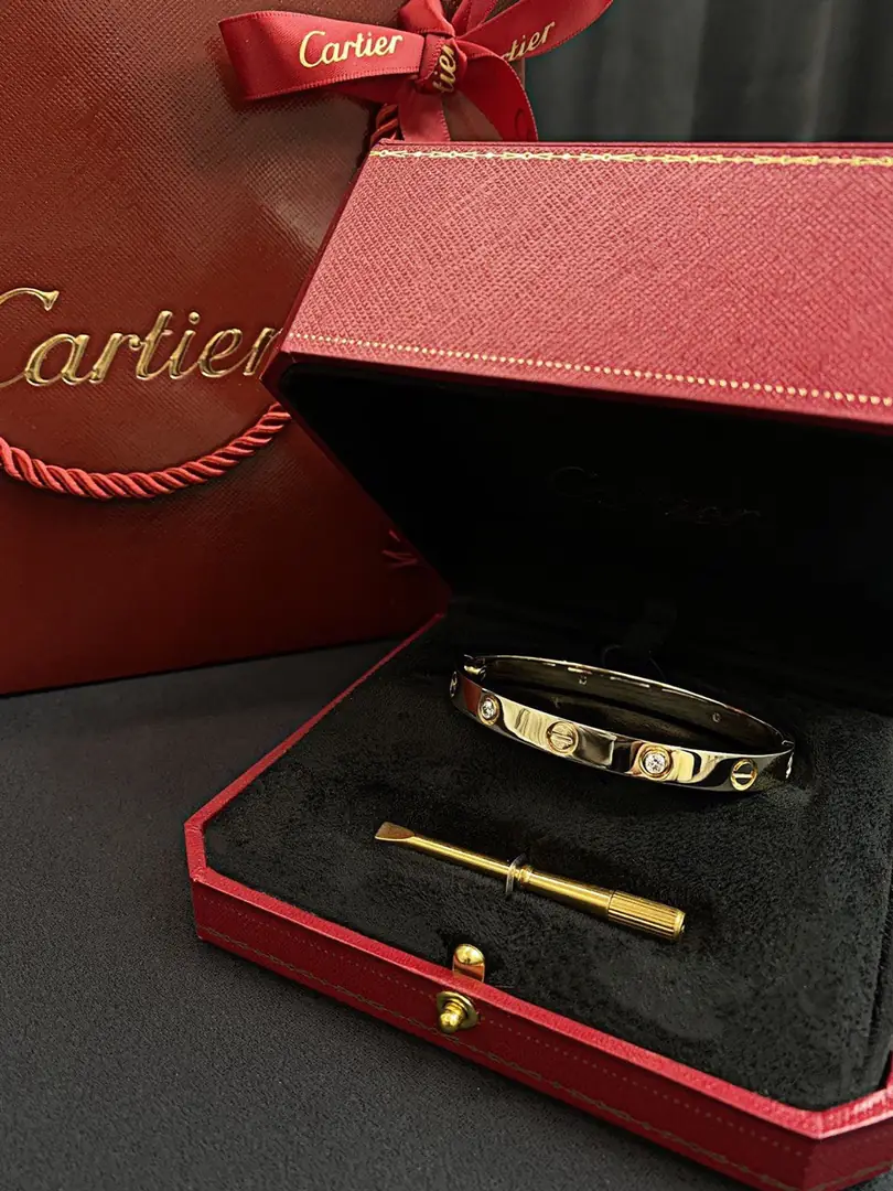 Браслет Cartier Love желтое золото, 4 бриллианта