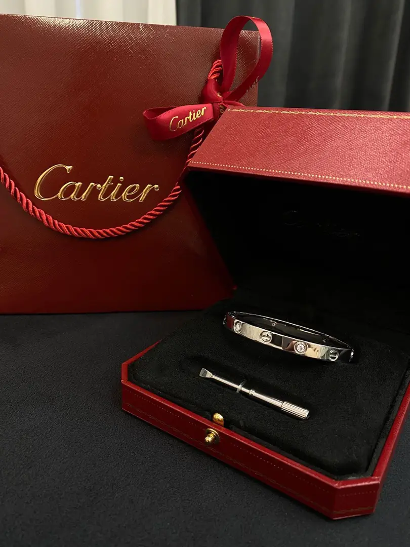 Браслет Cartier Love белое золото, 4 бриллианта