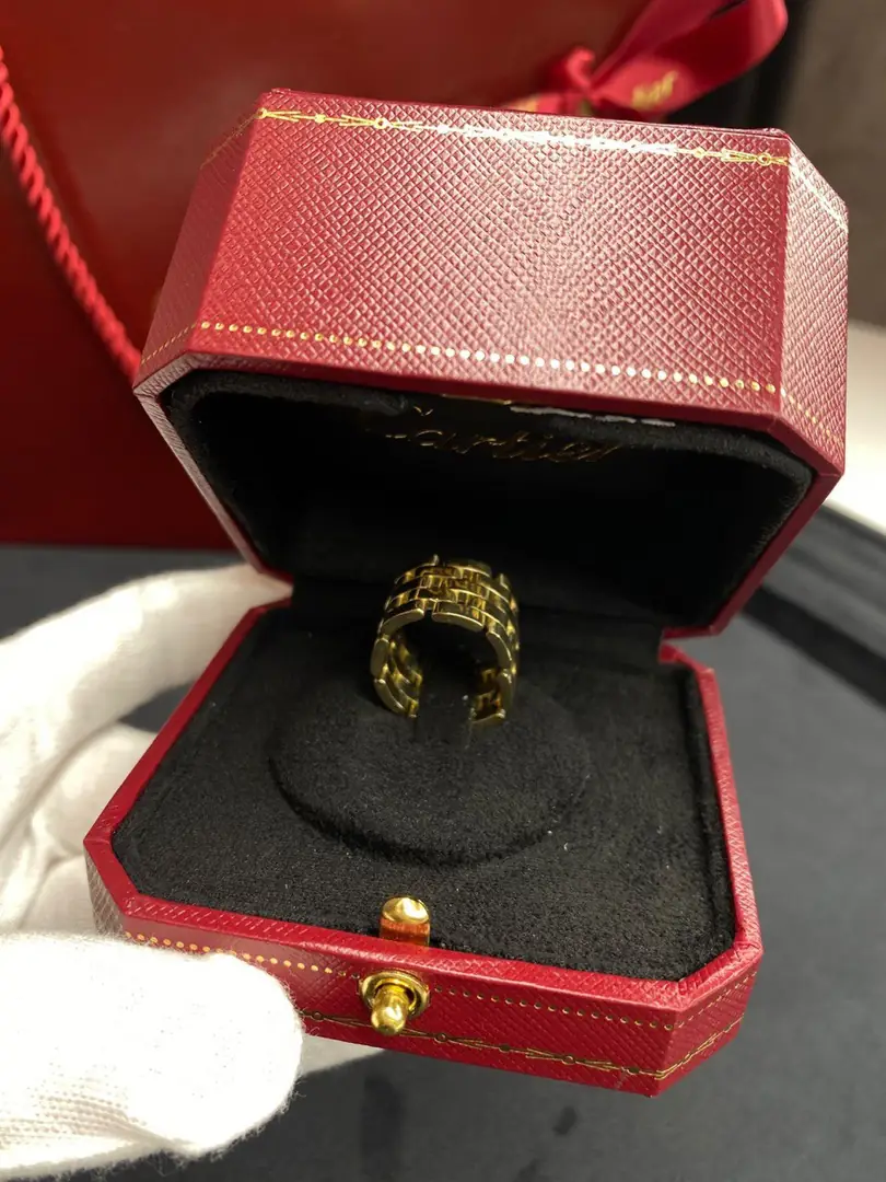 Кольцо Cartier Mallion Panthere желтое золото