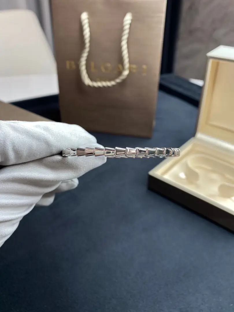 Браслет Bulgari Serpenti белое золото