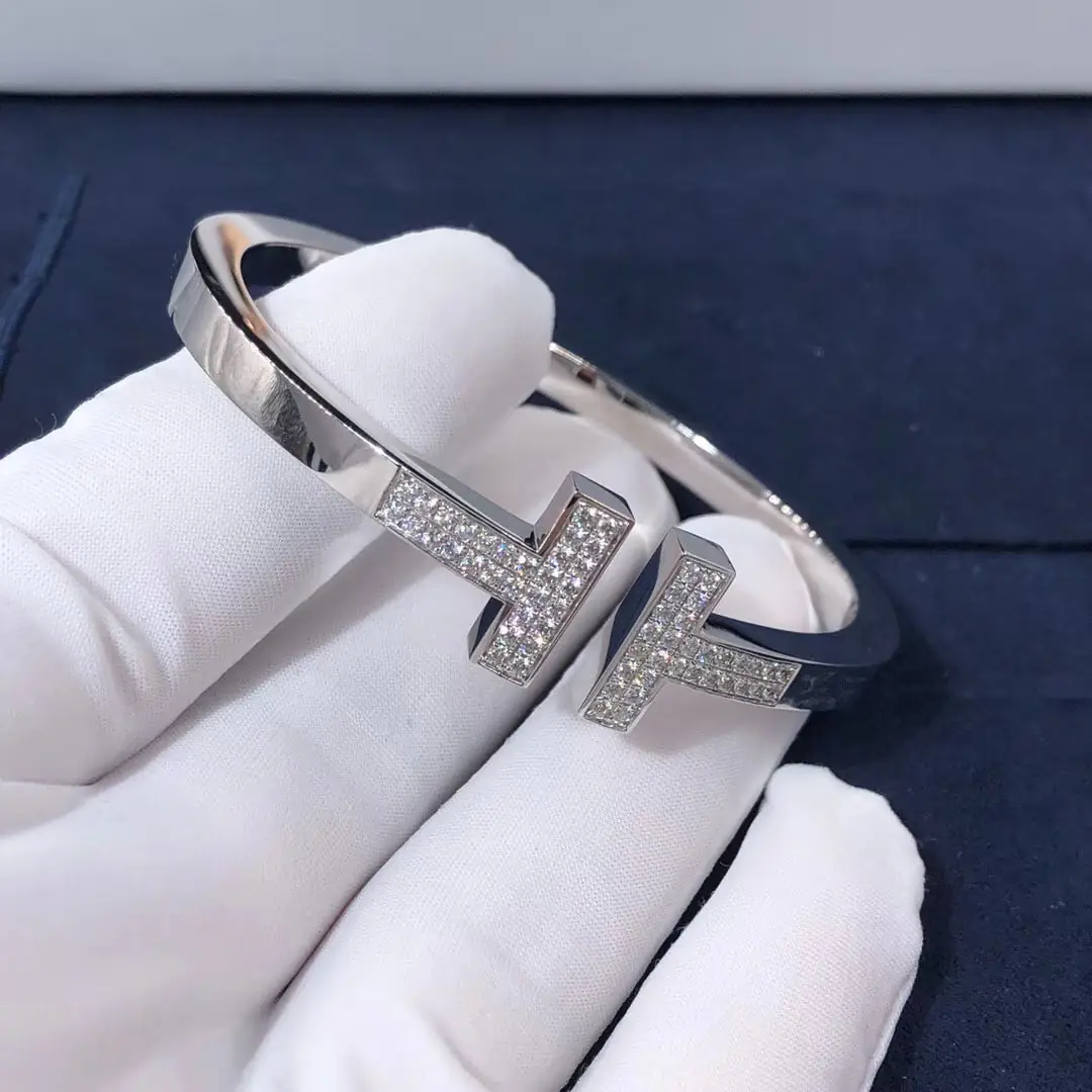 Браслет Tiffany T с бриллиантовым паве /белое золото/ 7