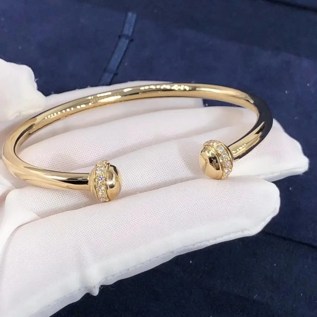 Браслет Piaget Possession Open Bangle широкий /желтое золото, бриллианты/