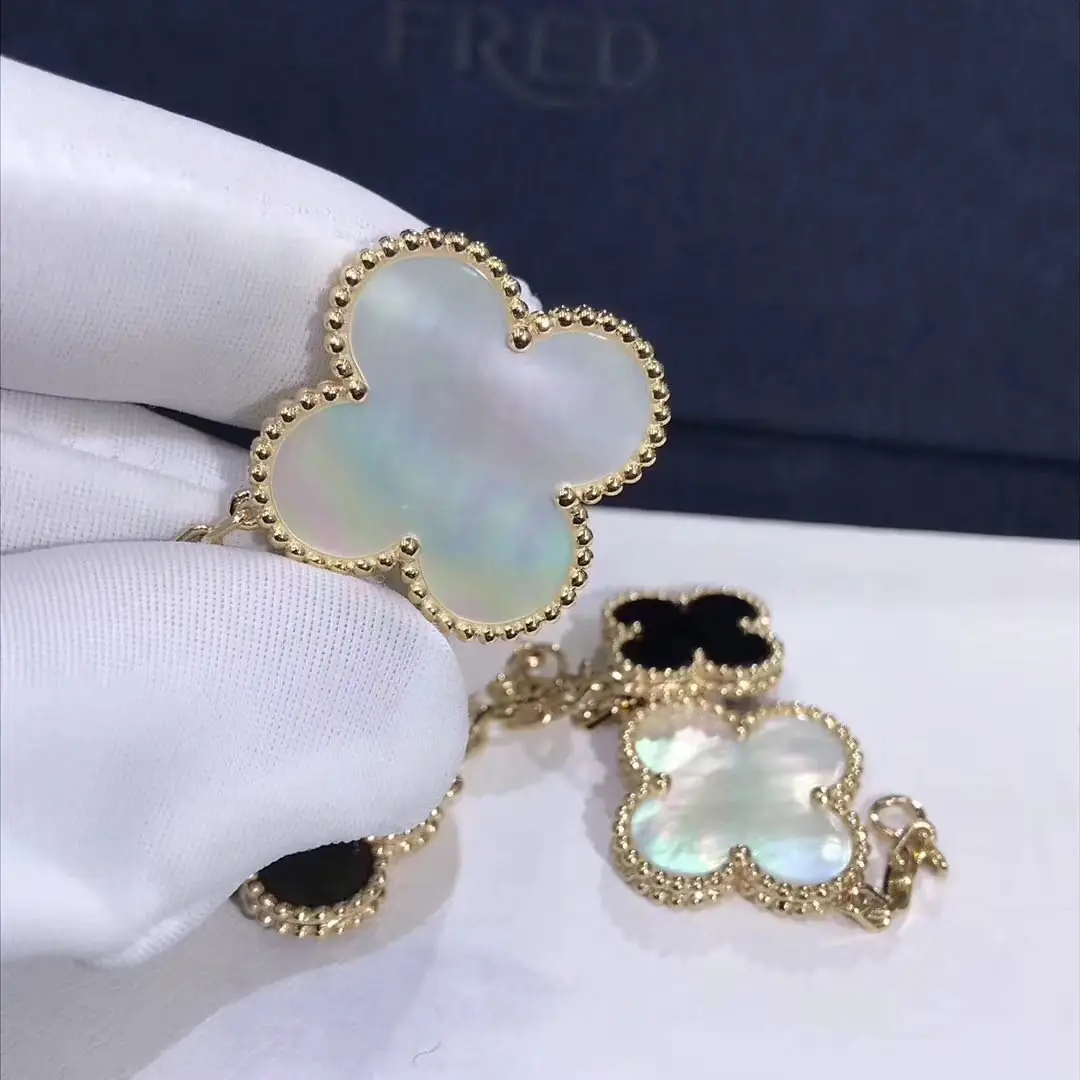 Браслет Van Cleef & Arpels Magic Alhambra 5 мотивов /желтое золото, перламутр, оникс/ 3