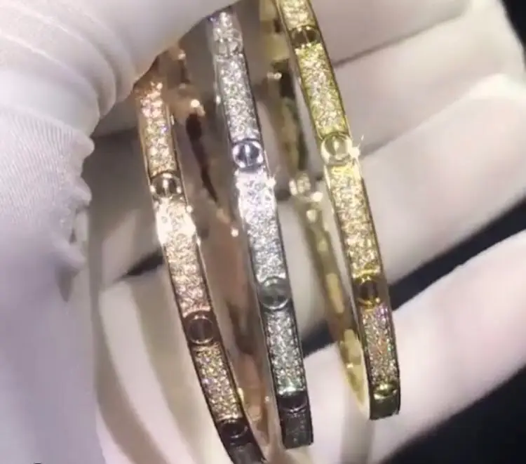 Браслет Cartier Love маленькая модель /белое золото, бриллианты/ 7